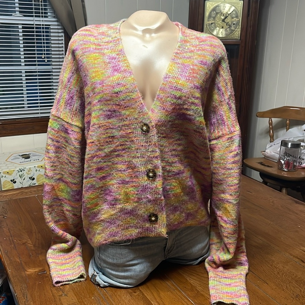 Urban Outfitters Cardigan Sweater Size Med -